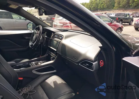 2017 Jaguar F-Pace S из США, поврежденный, VIN SADCM2BVXHA098471